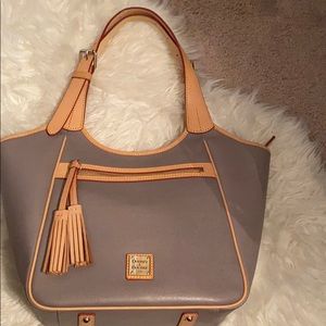 Dooney & Bourke Shoulder bag